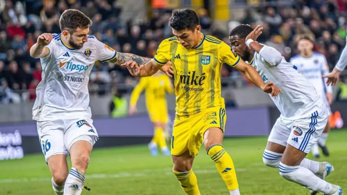 Ғалымжан Кенжебекті «Ахматтан» тартып алуы мүмкін? Футболшының агенті тың мәлімет айтты