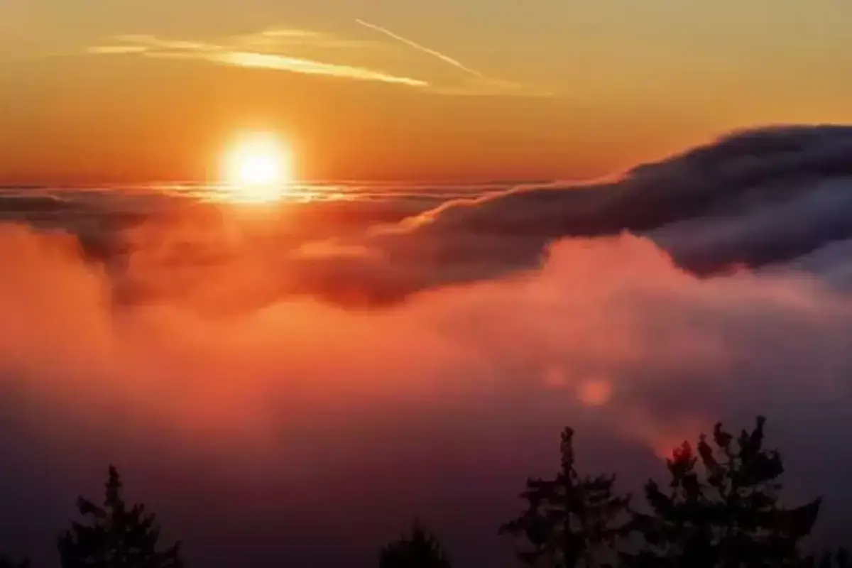 Когда Земля и космос устроят январскую феерию: метеоры, Луна и планеты в одном шоу - новости на Lada.kz 02.01.2026