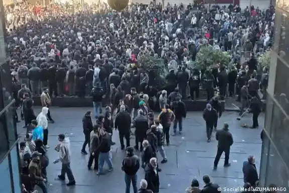 Трамп пригрозил вмешательством США на фоне протестов в Иране