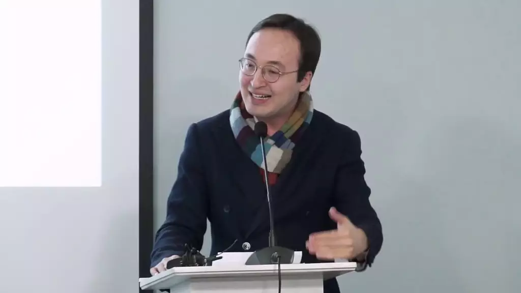 "Абай — славяншылдықты жақтаған әрі орыс әлемін қолдаған адам". Тарихшы Абайды дәріптеудің қажеті жоқ деп меңзеді