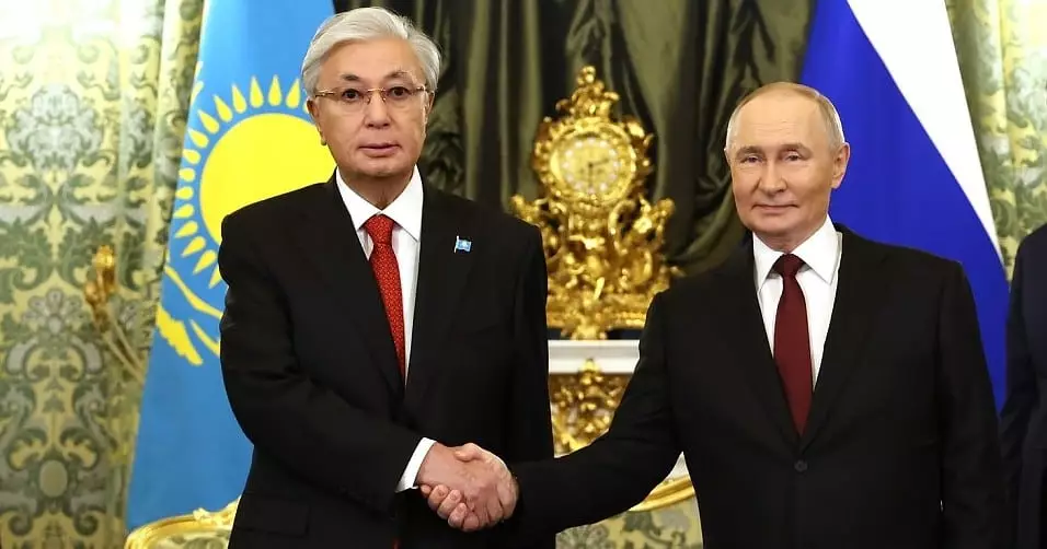 Казахстан подписал закон против пропаганды гомосексуализма