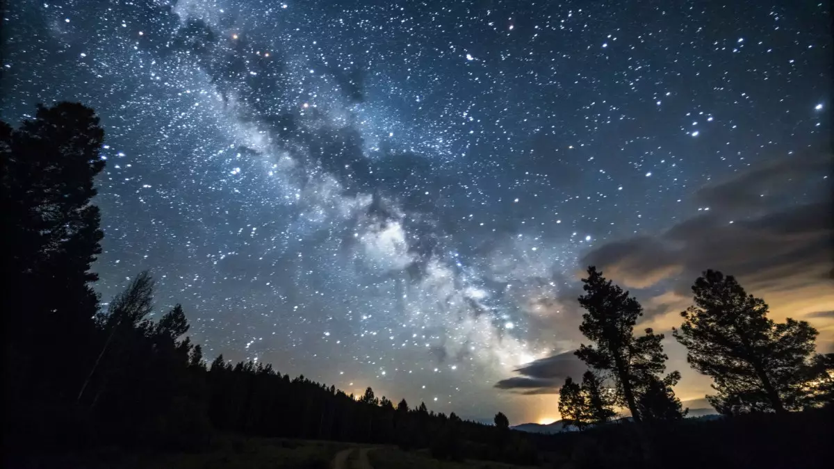 Яркие небесные события января 2026: можно увидеть планеты и звездные скопления