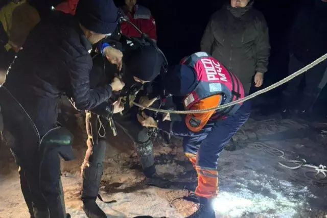 Алматыда жасөспірім ойнап жүріп мұз астына түсіп, қаза тапты