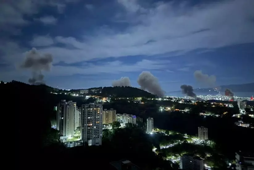 Взрывы в Каракасе: СМИ сообщают о масштабной атаке на Венесуэлу