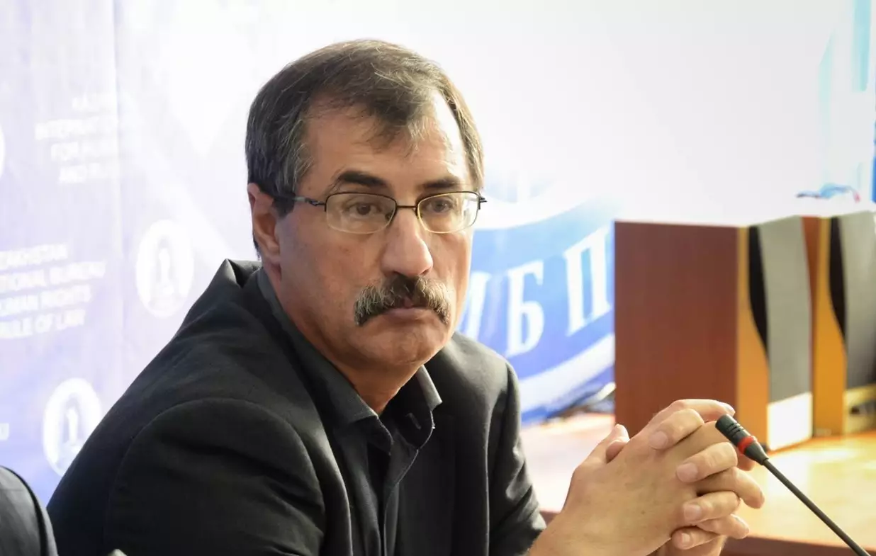 Евгений Жовтис: Демократия уже не рассматривается как власть большинства