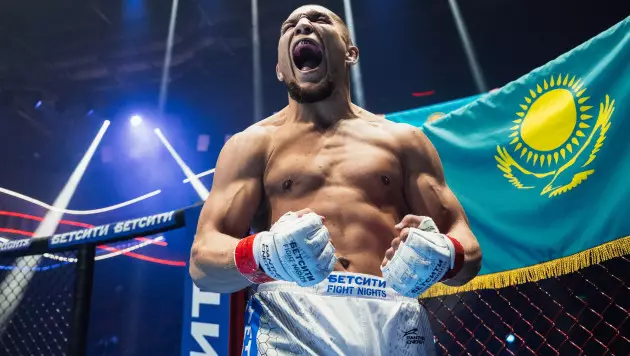Зарубежная лига выделила казахстанского бойца: он претендует на статус лучшего