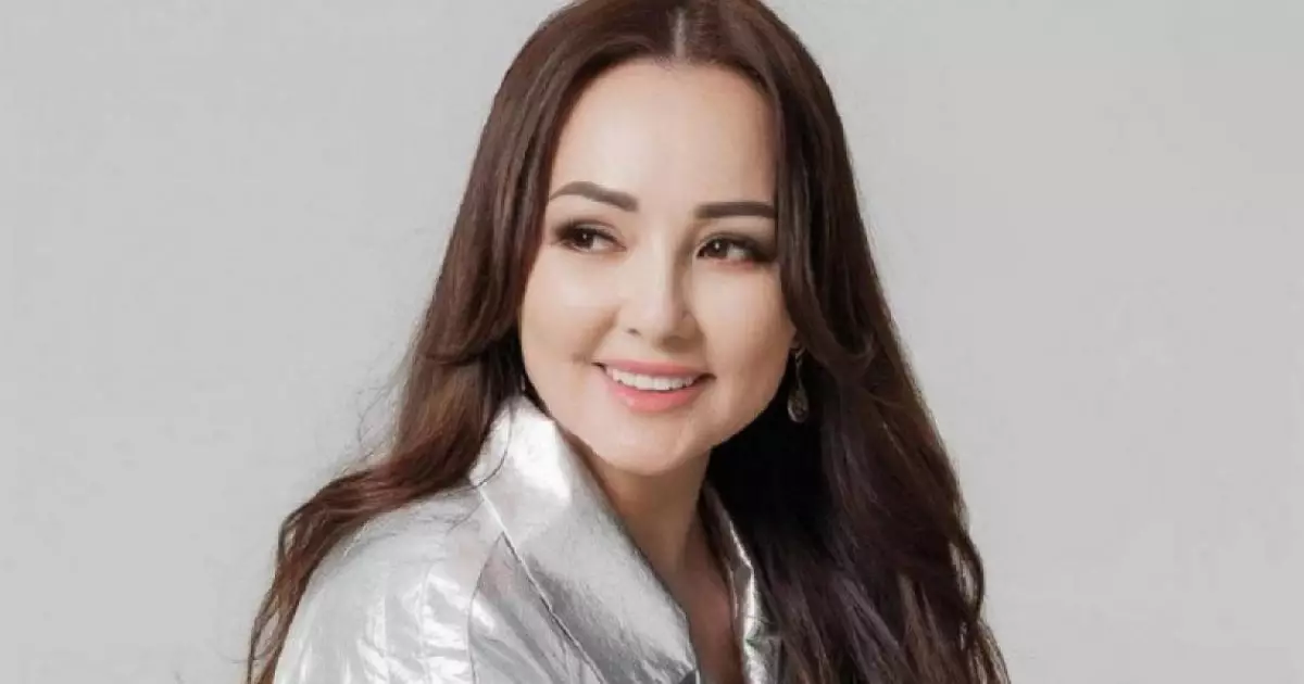  Әнші Жазира Байырбекова болашақ келініне арнап бейнебаян түсірді (ВИДЕО) 