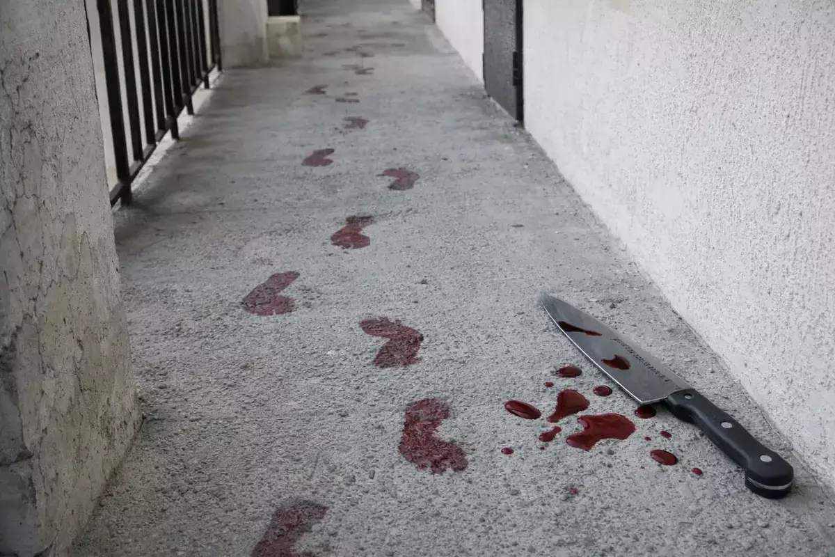 Посиделка друзей закончилась поножовщиной в Актау - новости на Lada.kz 03.01.2026