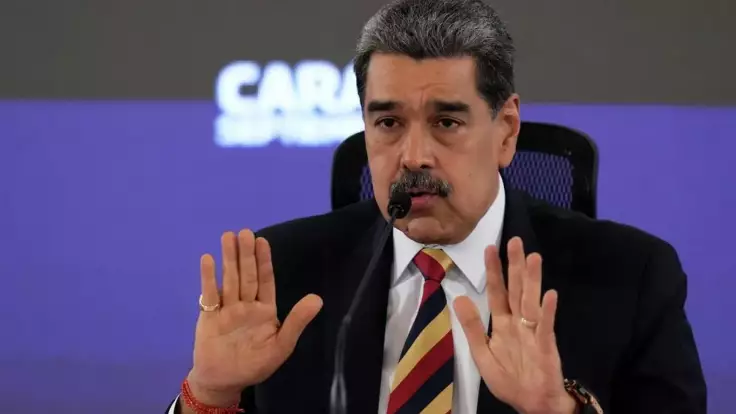 CNN: Мадуро мен оның әйелі Нью-Йорктегі қамау орталығына жеткізілді