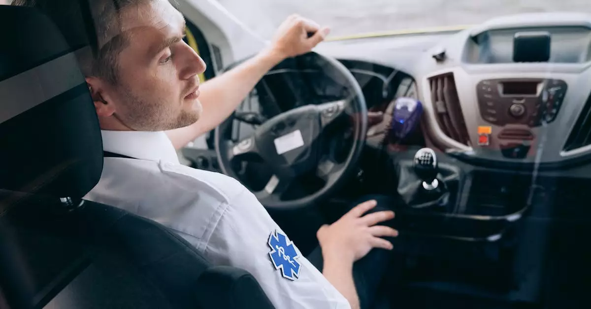 Енді дәрігерге қол көтерсеңіз, қатаң жаза күтіп тұр: жаңа заң күшіне енді