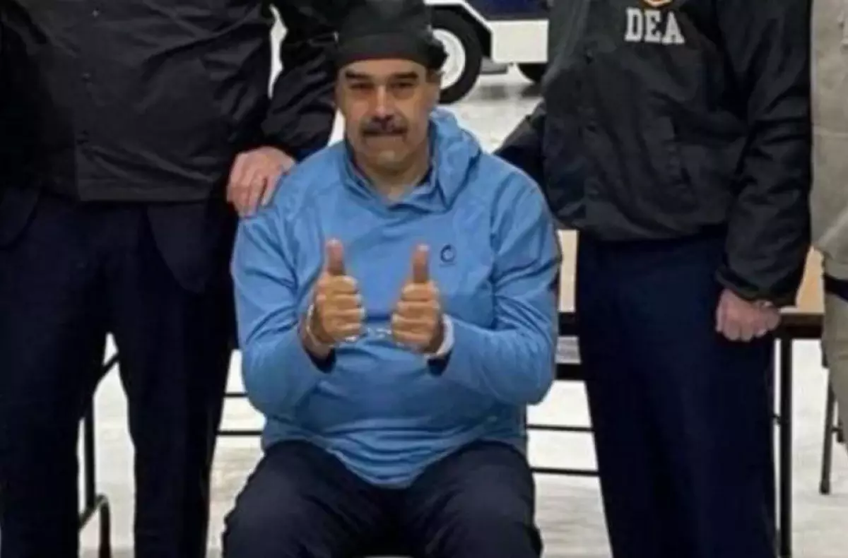 Николаса Мадуро доставили в следственный изолятор в Бруклине —  CNN