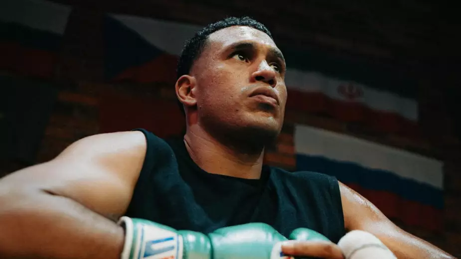 Чемпион мира в полутяжелом весе вспомнил о спаррингах с Головкиным