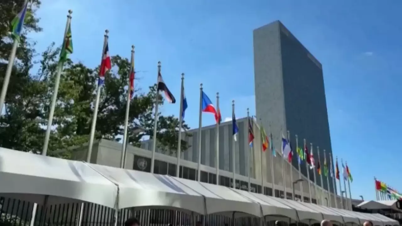 СБ ООН проведет экстренное заседание по Венесуэле