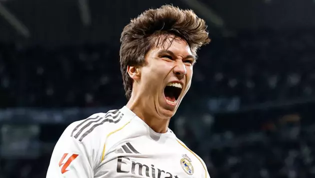 Хет-трик молодого таланта помог "Реалу" сократить отставание от "Барсы" в Ла Лиге