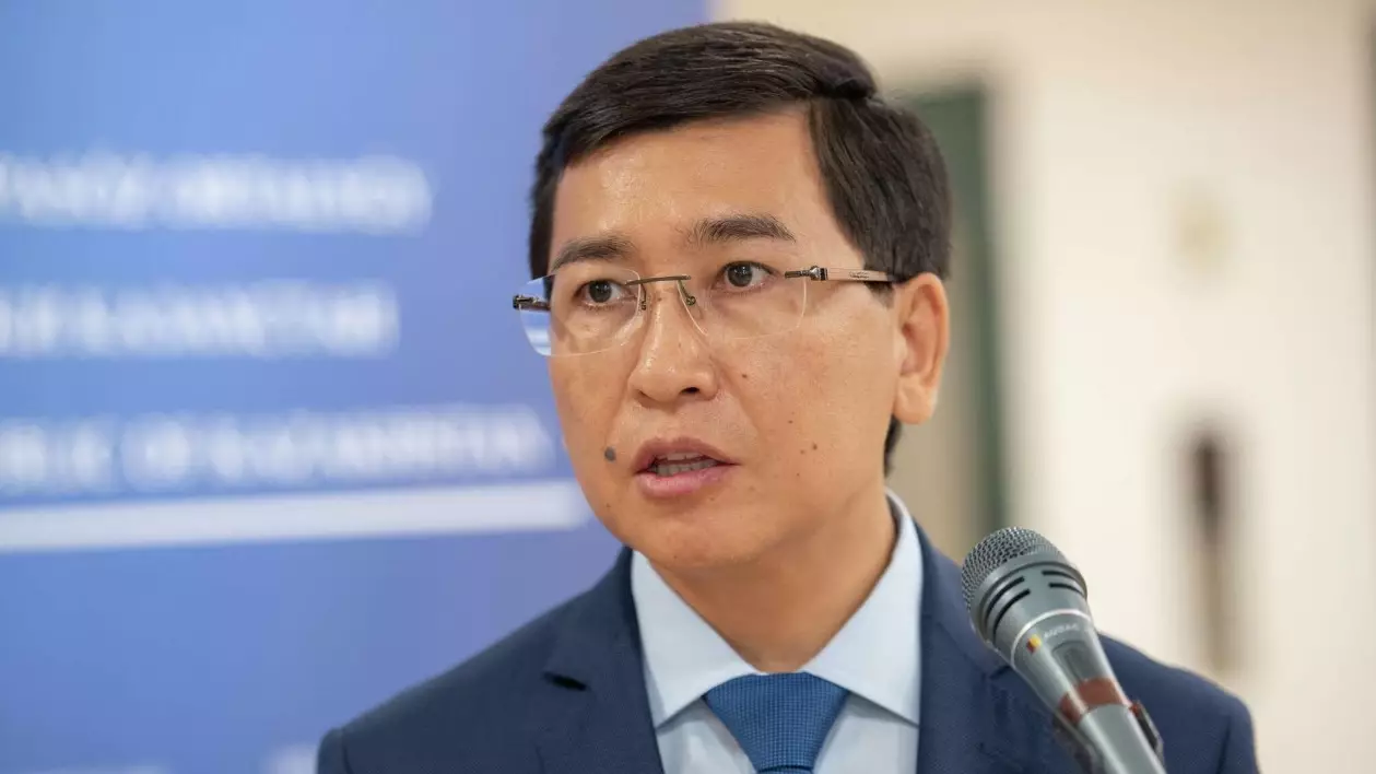 "Ашық диалогқа шақырамын" деген депутат мәлімдеме жасады