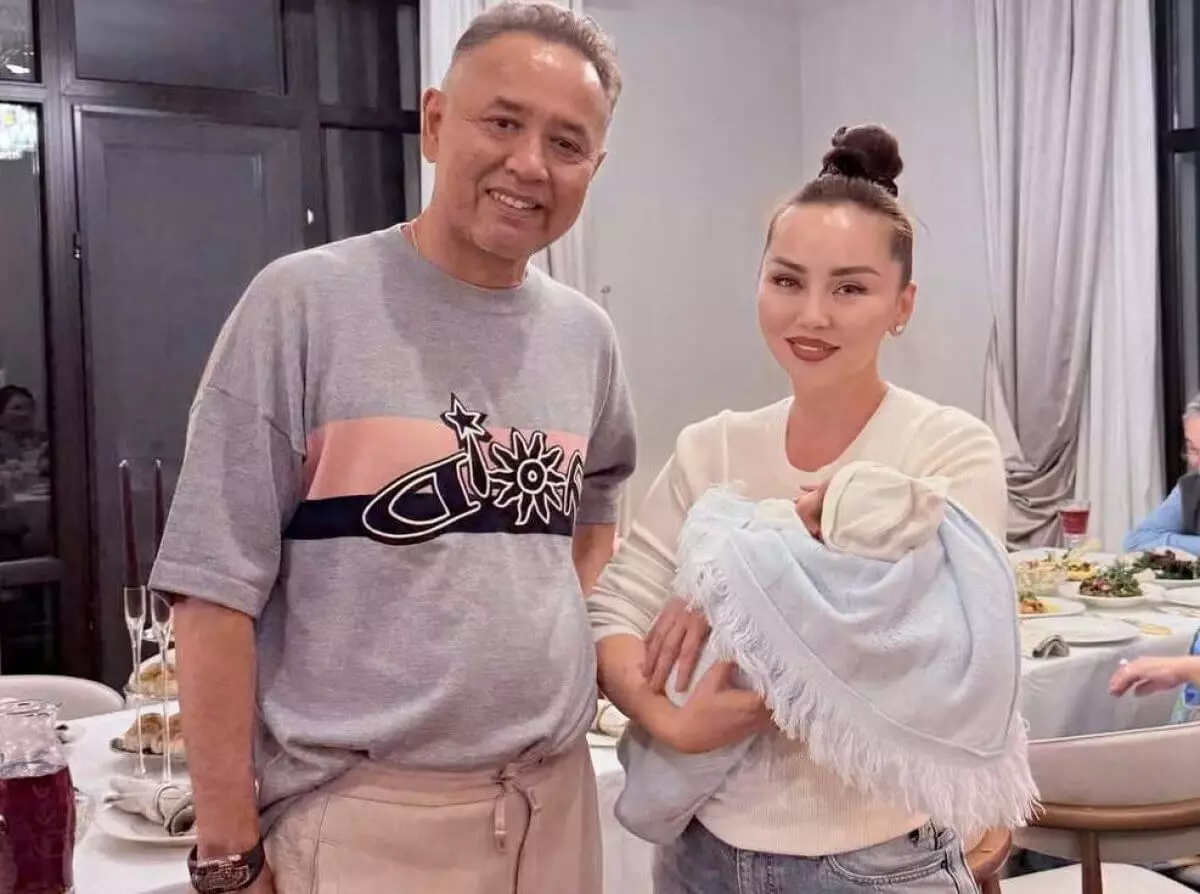 Казахстанская певица назвала сына в честь супруга Баян Алагузовой