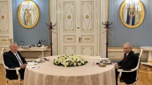 Тоқаев Назарбаев пен Путиннің кездесуіне қатысты пікір білдірді