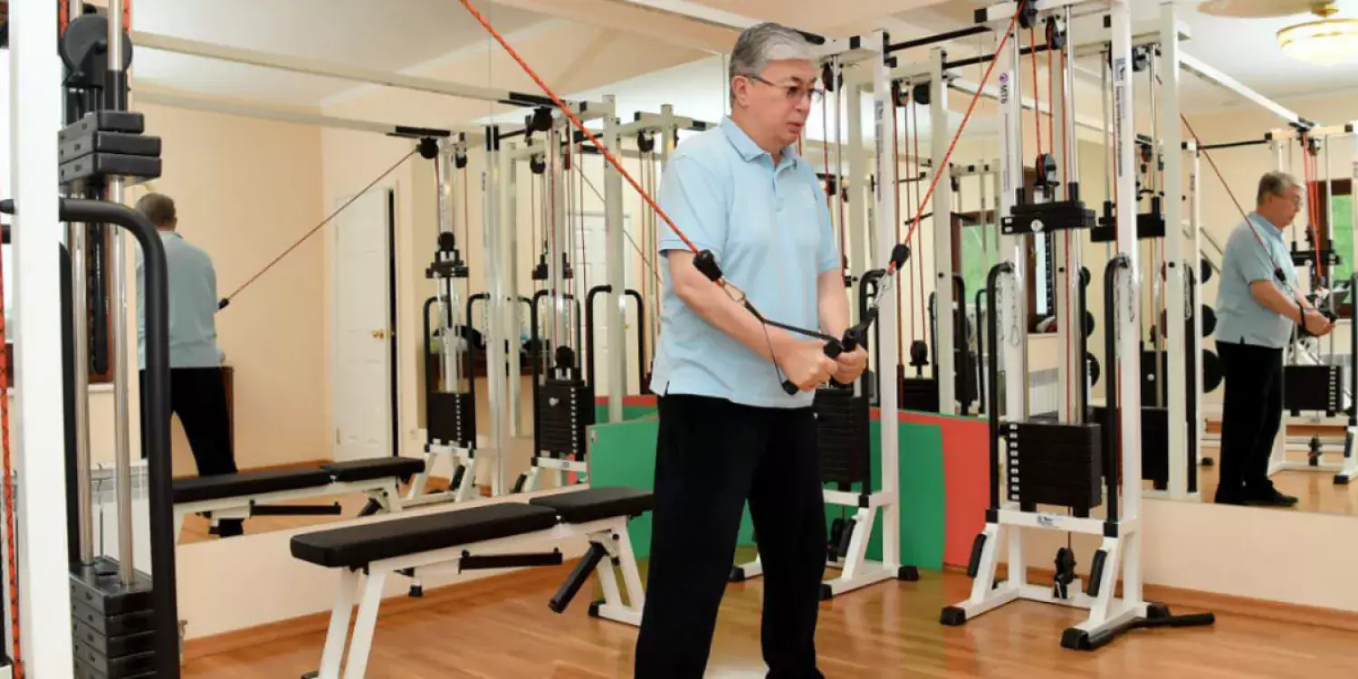 «9 келі салмақ тастадым»: Тоқаев денсаулығы жайлы бұрын-соңды айтпаған деректі бөлісті