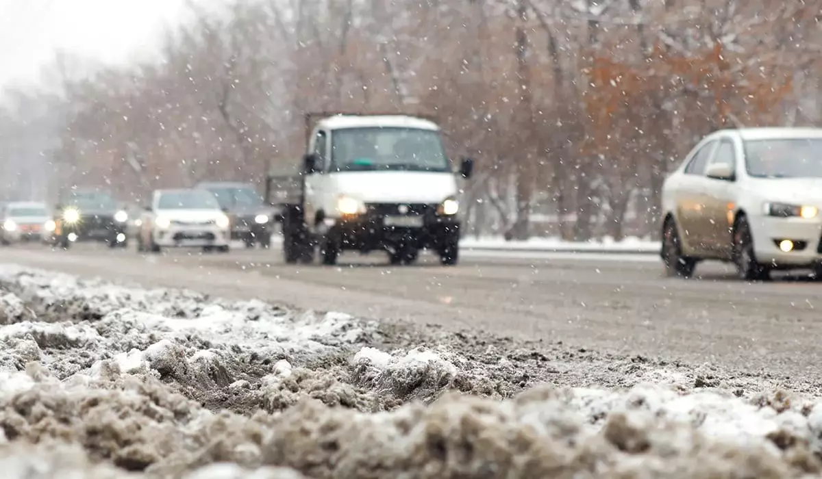 Осадки и сложная обстановка ожидаются на дорогах в 11 областях Казахстана