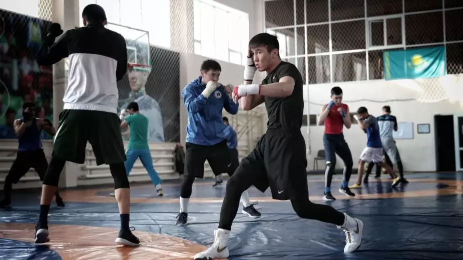 Сборная Казахстана по боксу начала подготовку к чемпионату Азии