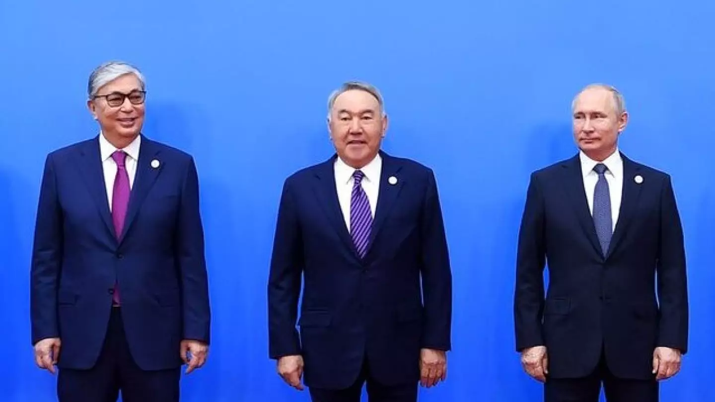 “Путин маған Назарбаевты оның өтініп сұрауы бойынша қабылдайтынын айтқан”: Тоқаев Кремльдегі кездесу жайлы  айтты