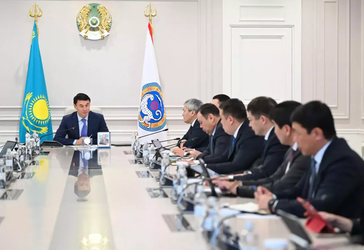 Алматы әкімі қалалық сервистерді цифрландыру бойынша міндеттерді айқындады