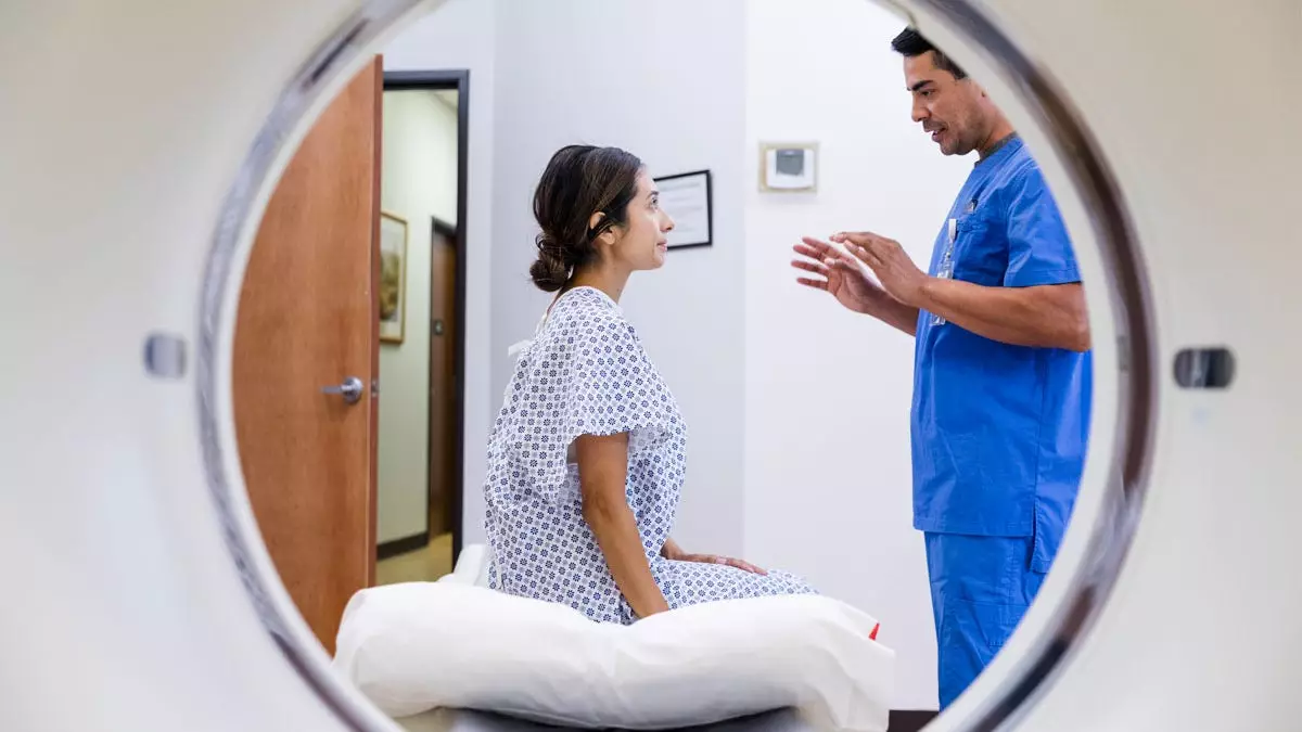 Не все виды рака следует лечить немедленно, утверждают эксперты.