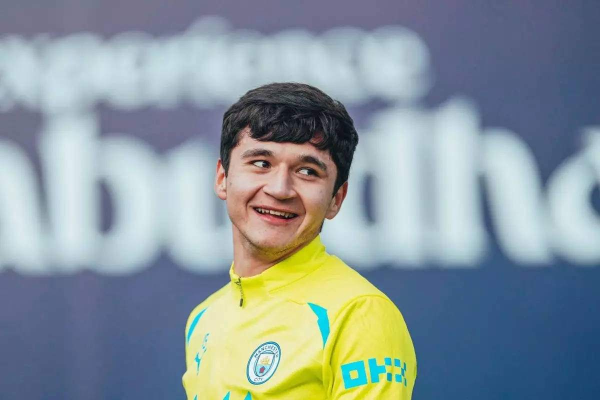 Гвардиола решил сделать Хусанова основным в «Манчестер Сити»