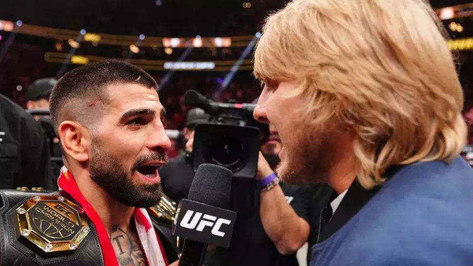 Пимблетт призвал Топурию отказаться от титула чемпиона UFC