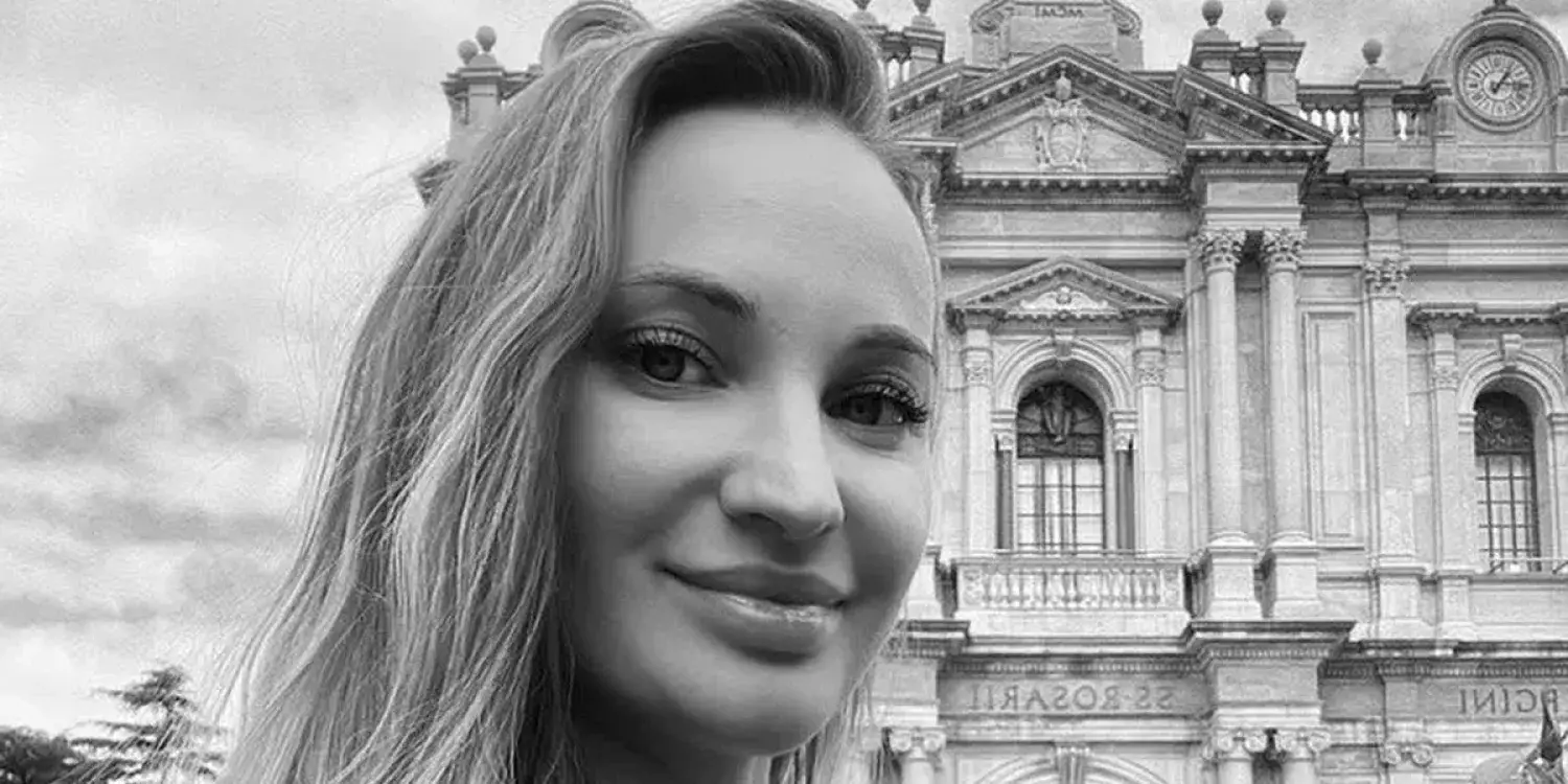 Бөксесін үлкейтпек болған блогер отадан кейін көз жұмды