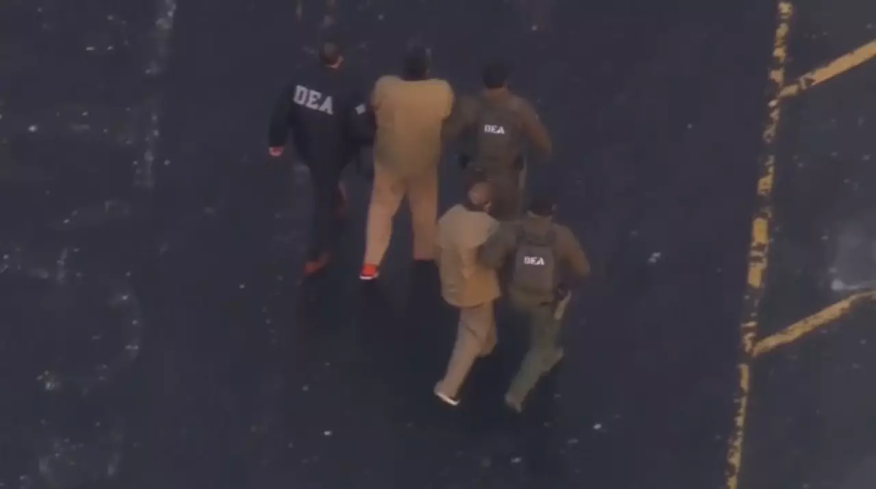 Швейцария заморозила активы Мадуро