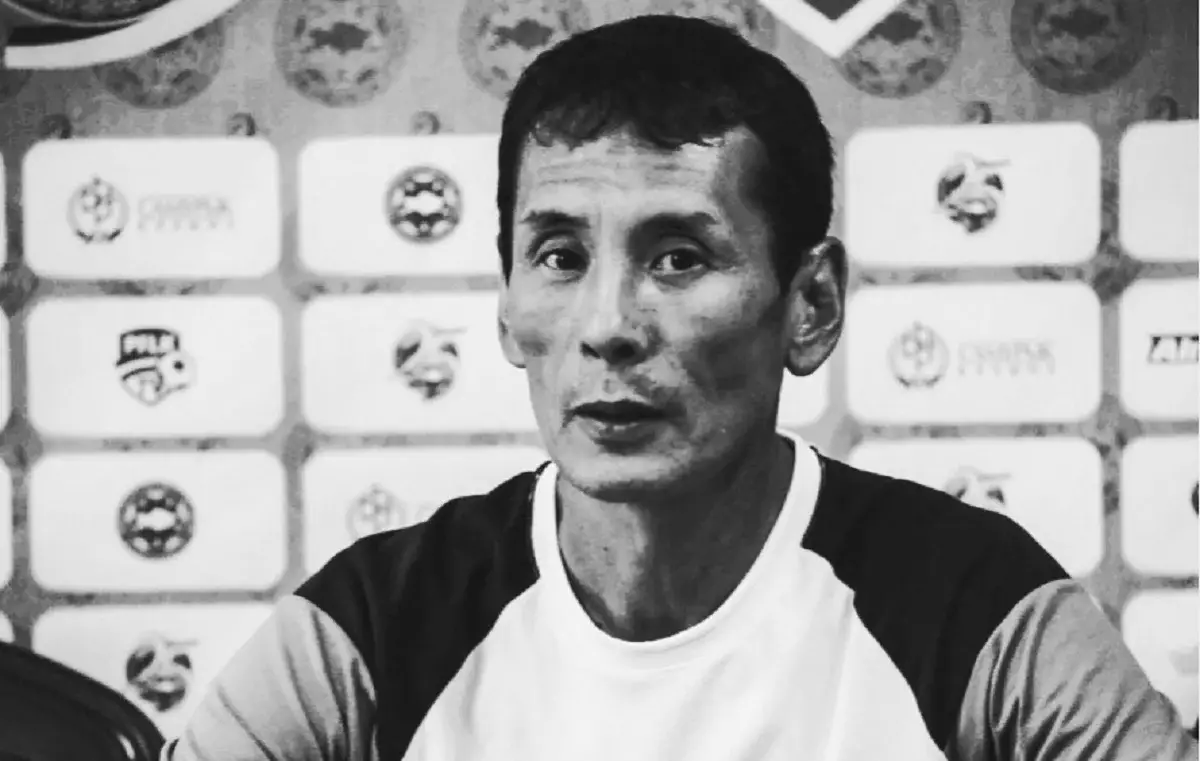 Қазақстан құрамасының танымал қорғаушысы Марат Есмұратов өмірден өтті