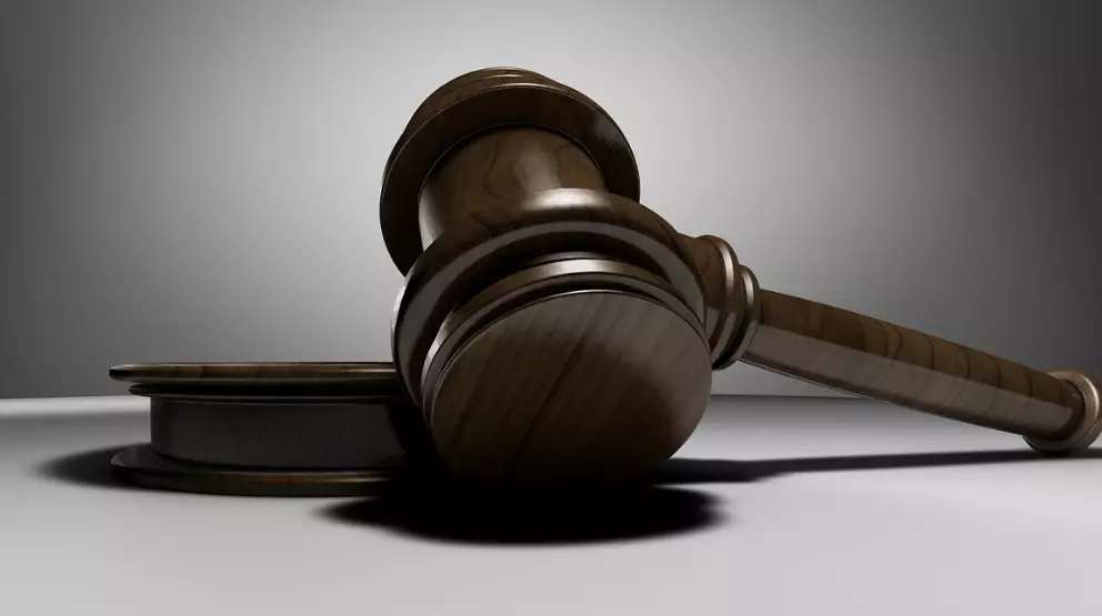 Уголовное дело в отношении акима рассматривают в суде в Карагандинской области