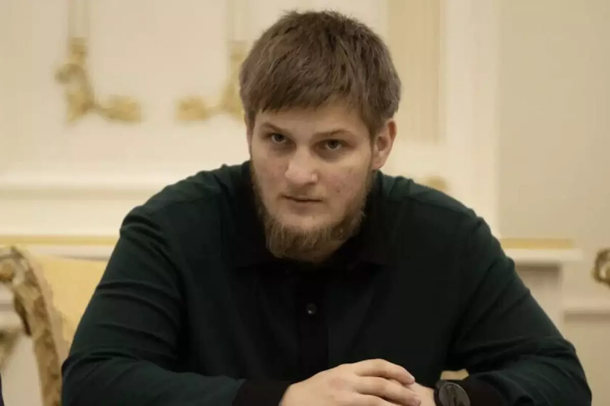 Сын Рамзана Кадырова назначен исполняющим обязанности вице-премьера Чечни