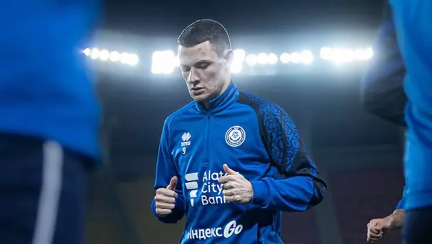 Игрок сборной Казахстана прибыл в расположение британского клуба