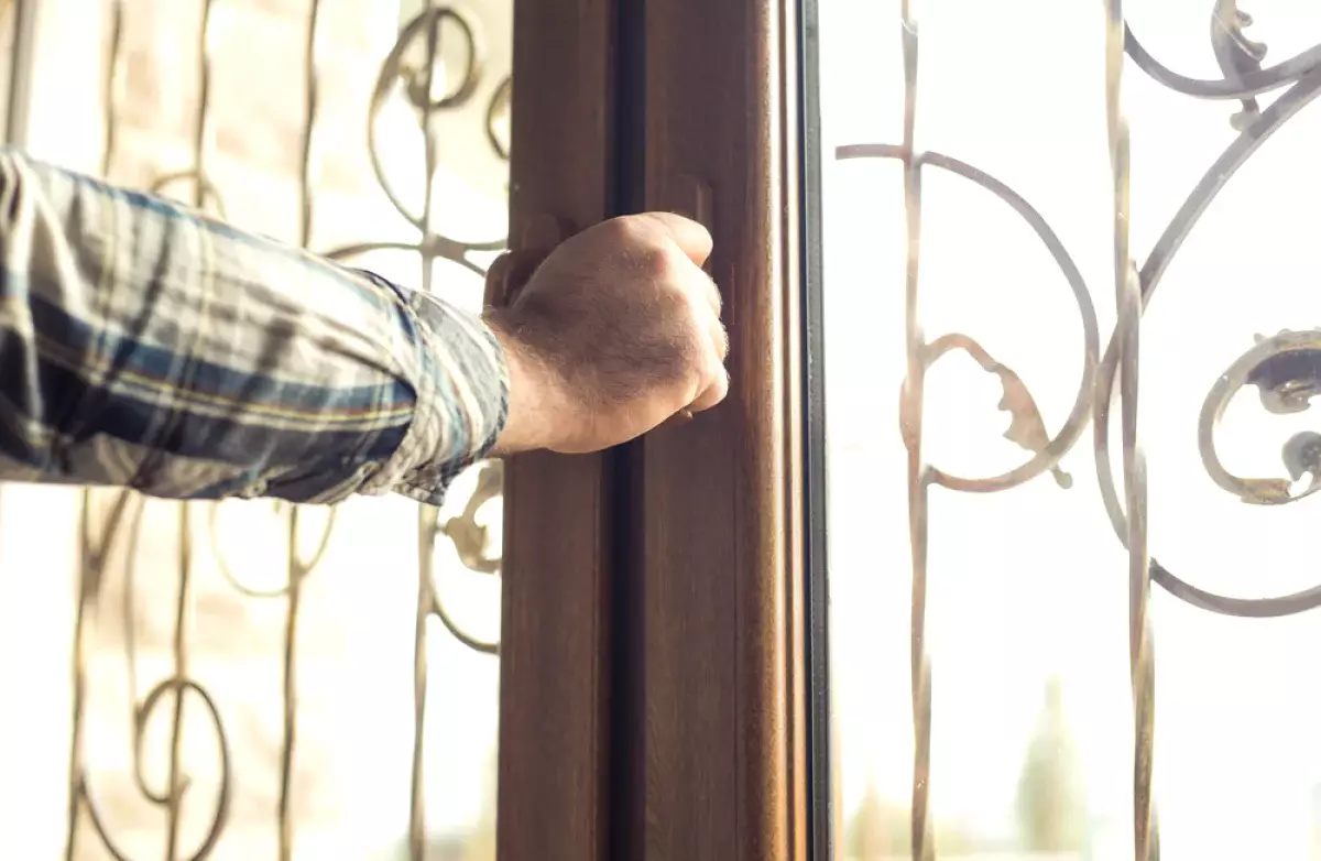 Как правильно проветривать квартиру зимой