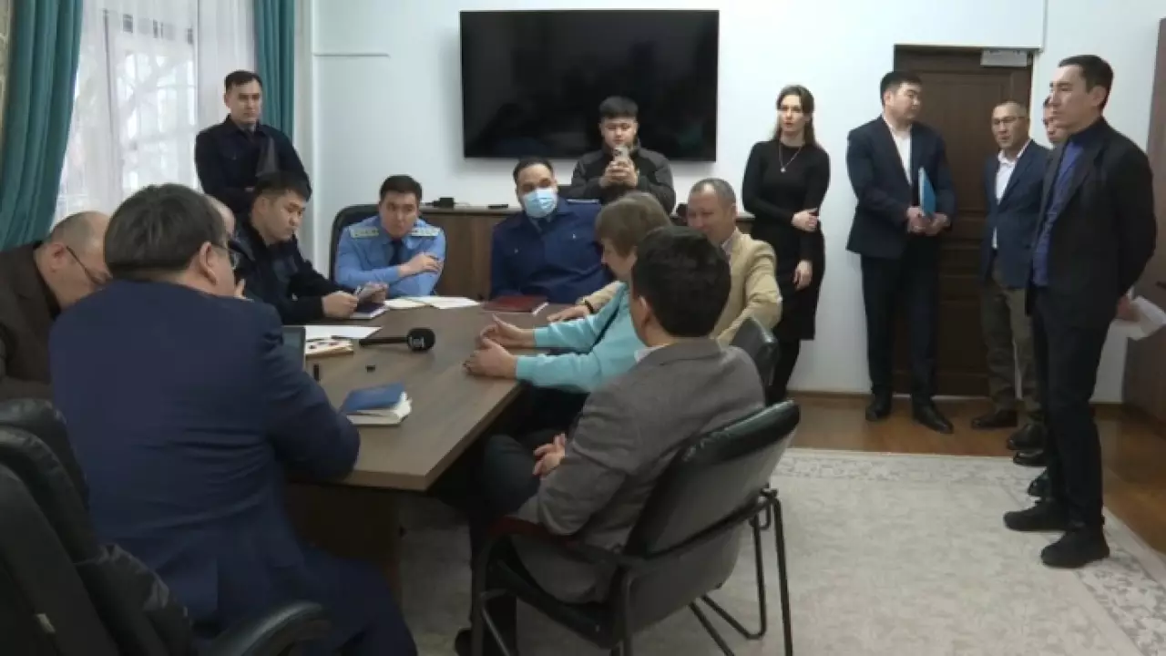 Депутаты выслушали жалобы жителей дачного массива в Конаеве