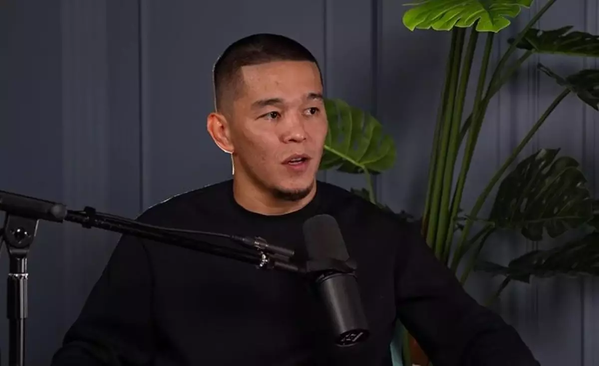 «Әйеліме қол көтермедім деп айта алмаймын»: Асу Алмабаев ағынан жарылды (ВИДЕО)