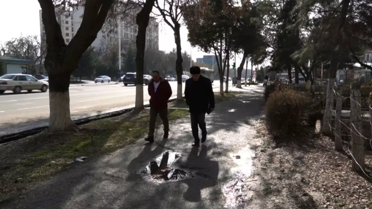 Өзбекстан кәмелетке толмағандармен заңды некеге тұруды шектеді