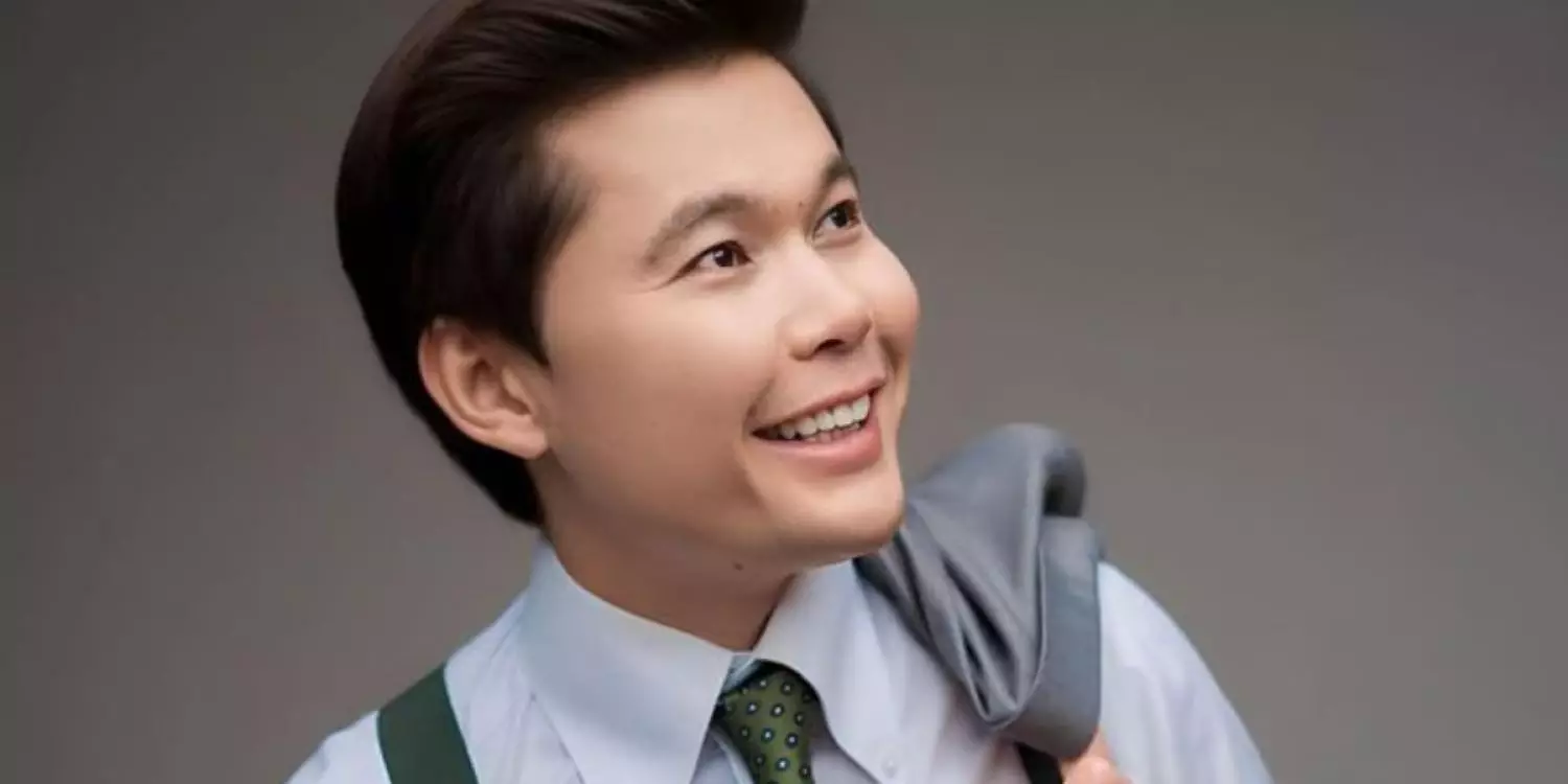 «Заң бәріне бірдей ме?»: Ернар Айдардың жаңа көлігі желіде дау тудырды