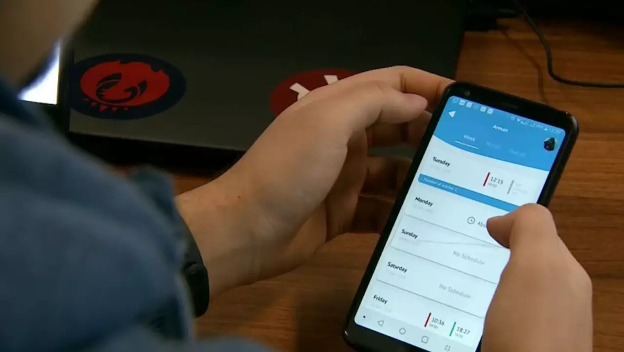 Үш мың ауыл жоғары жылдамдықты интернетке қосылады. LIVE