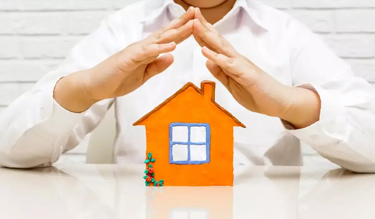 «Мемлекеттік ұйымның қызметкері емес»: Алатау әкімдігі дәрігердің сынына жауап берді