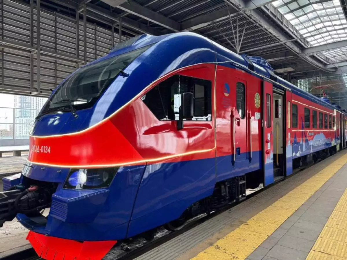 2026 жылы ҚТЖ пойыздары мен AirAstana ұшақтарында спутниктік интернет қызметі пайда болады