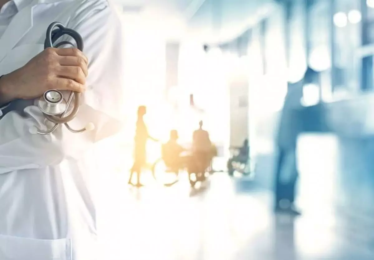 Матрасы тонкие, ингаляций нет: павлодарка жалуется на детскую инфекционную больницу