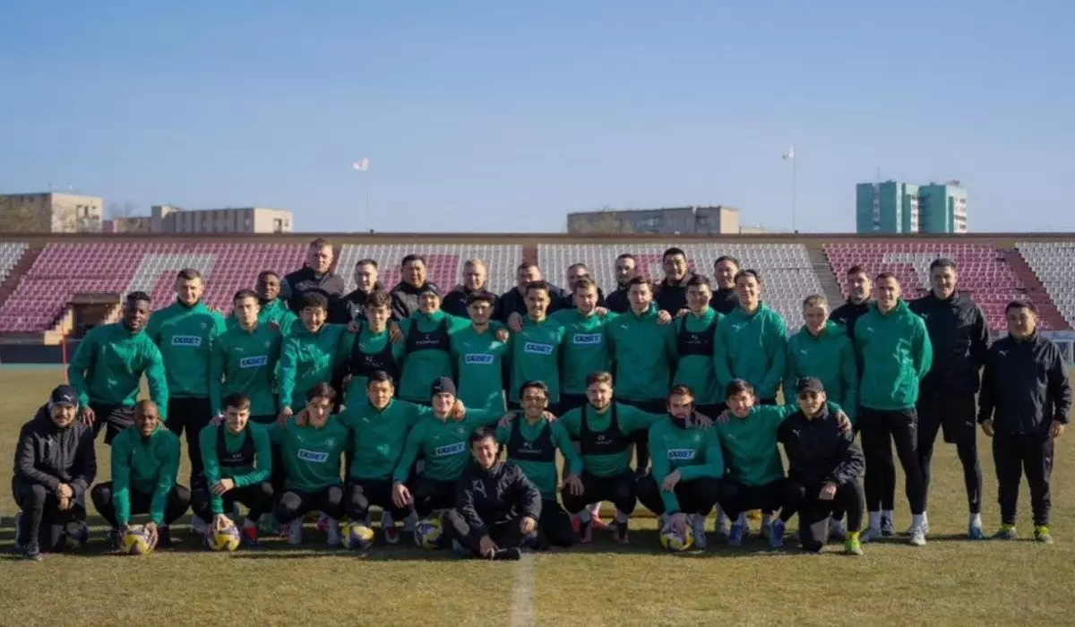 «Елимай» начнет год матчем против бывшего клуба Иньесты