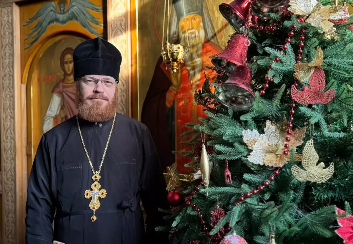 Настоятель храма Пресвятой Богородицы поздравил жителей Актау с Рождеством Христовым - новости на Lada.kz 06.01.2026