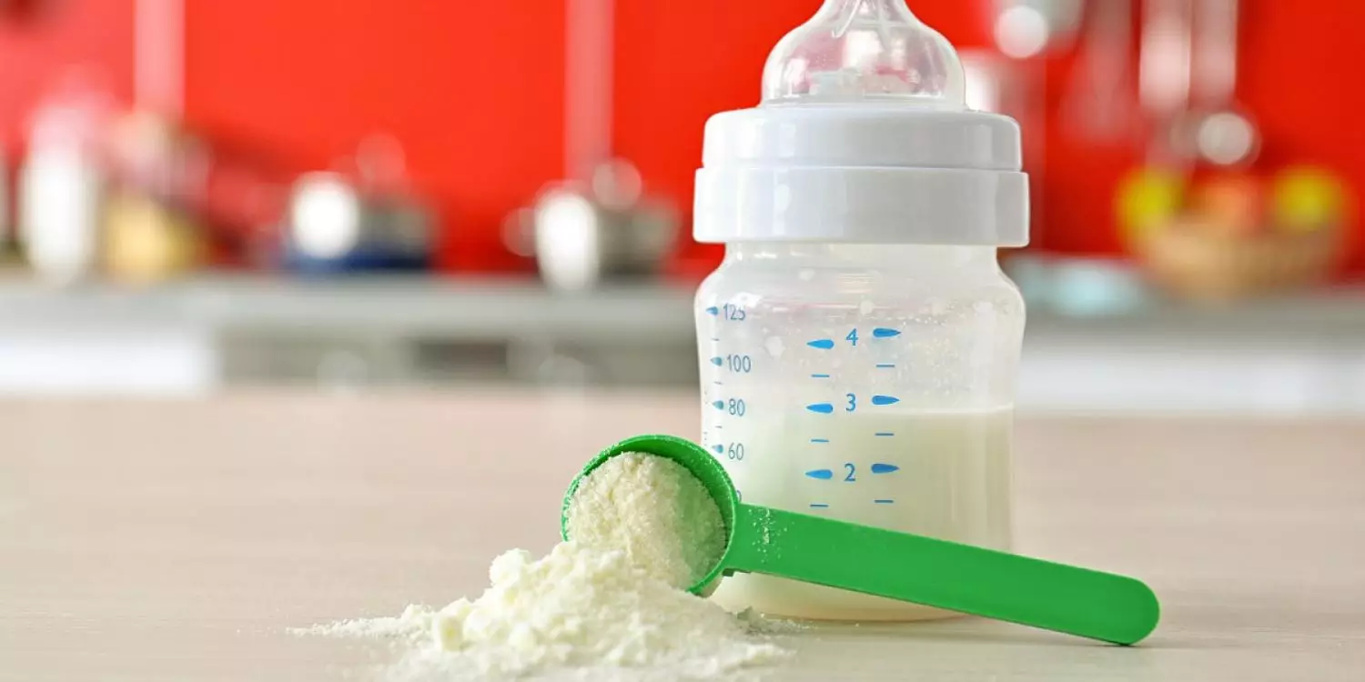 Қауіпті токсин: Nestlé Қазақстанда балалар тағамын кері қайтарып жатыр