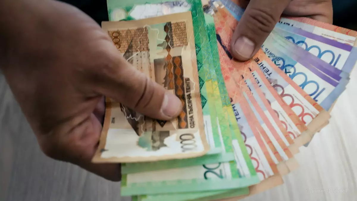 Заңгер туыстар мен достар арасындағы қарызды қайтару тәртібін түсіндірді