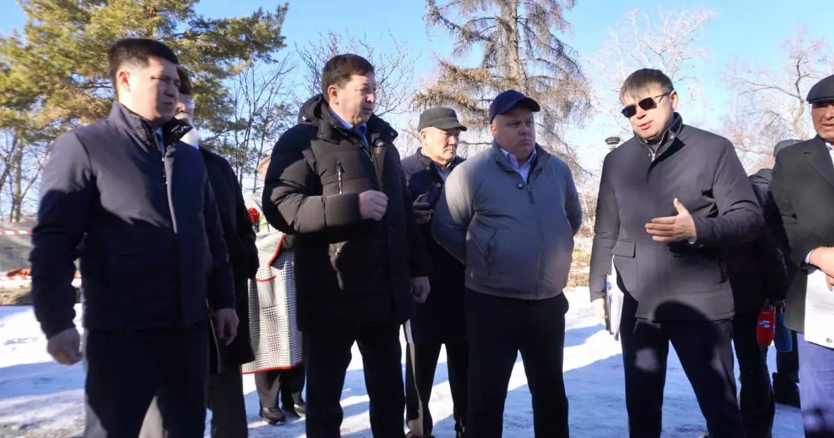  Депутаттар Талғардағы магистральдық су таратқыштың құрылысын бақылауға алды 