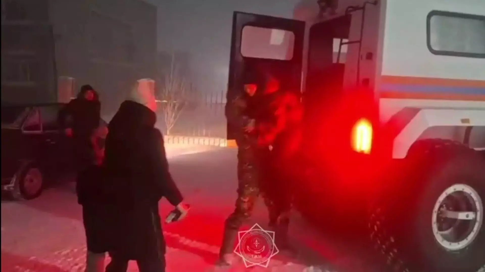 В Казахстане спасли около 50 попавших в беду россиян.